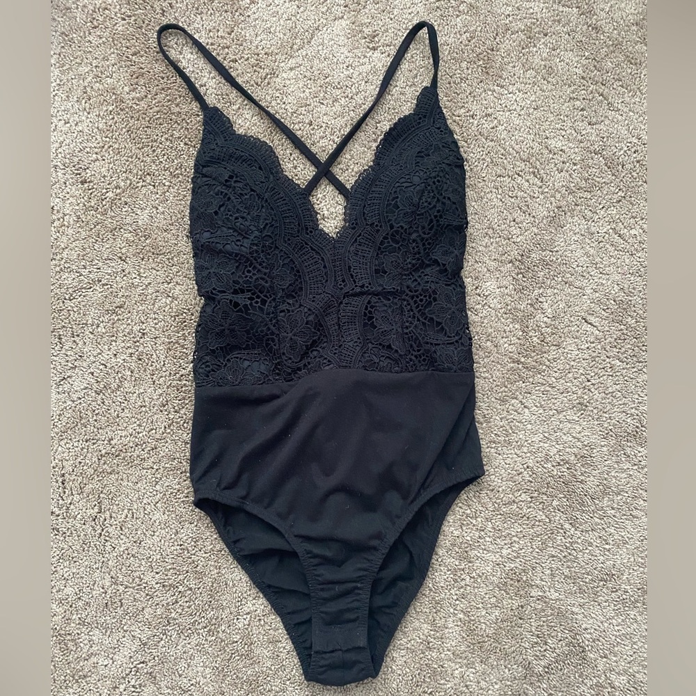 White fox boutique black lace bodysuit